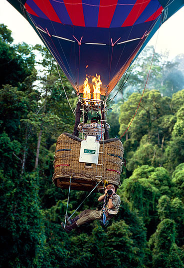 Hot air balloon photo by Mattias Klum